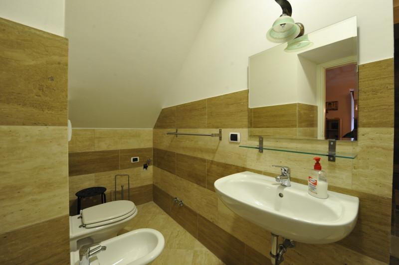 Hella Ibernesi 23 Fori Imperiali Inn, New Gestion! Ρώμη Δωμάτιο φωτογραφία